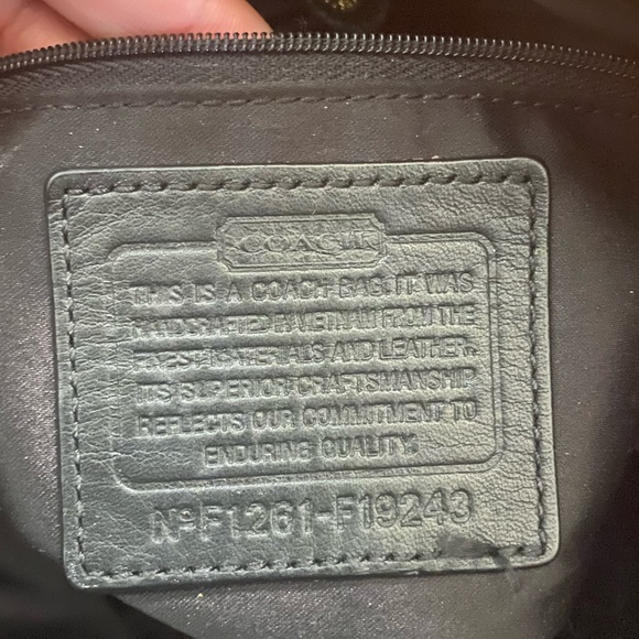 Coach shoulder bag - Picture 3 of 7